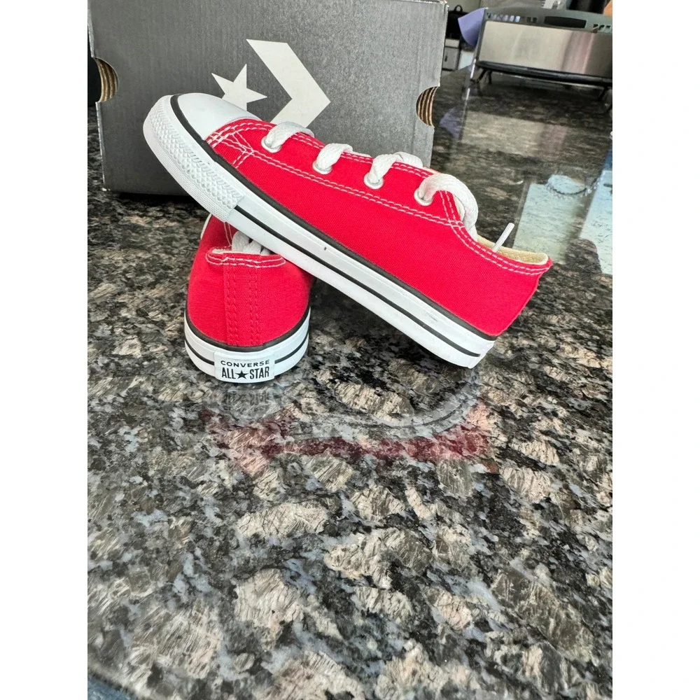 Converse Chuck Taylor All Star Ox Red Canvas Infant Sneakers 7J236 Size 10 US